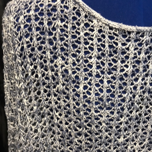 NWOT Hollister Navy and Cream Sweater - Picture 2 of 4